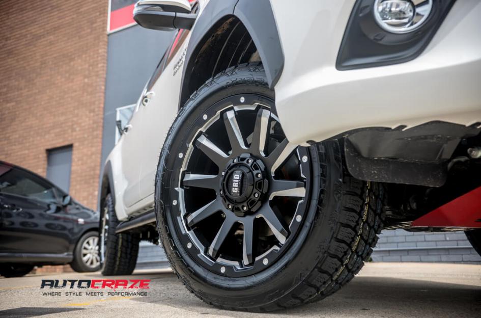 TOYOTA HILUX N80 4WD GD05 MATTE BLACK MILLED ACCENTS